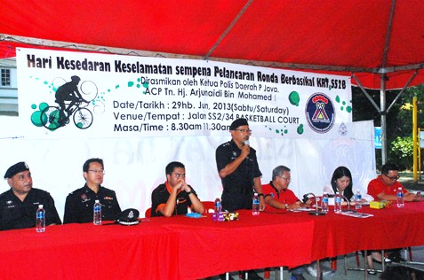 PJ OCPD ACP Arjunaidi Mohammed at the RT SS2B bicycle patrol launch
