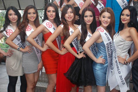 1 Brenda Chong 2 Cassandra Yong 3 Melinder Bhullar 4 Audrey Loke  5 Stephanie Lim 6 Venus Tan 7 Kathrina
