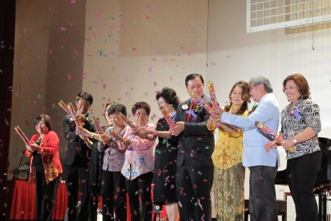 Donors popping the confetti poppers added gaiety to the evening