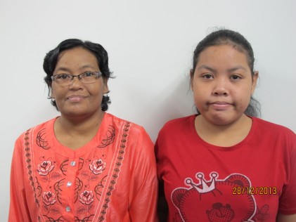 Housewife Noermawati and her daughter Nua Ummairah, a student of SMK Dato Abvdul RAHMAN yASSIN