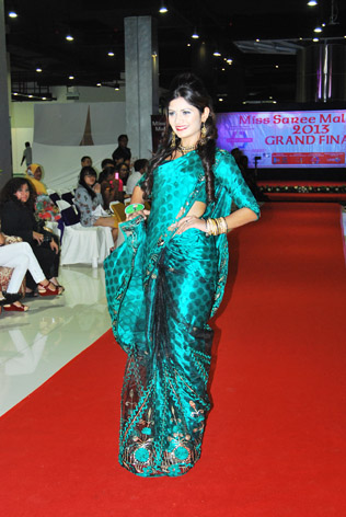 Miss Saree Malaysia 2013 first runner-up Vanessa Cruez