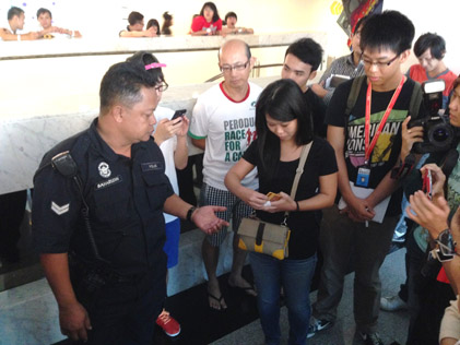 police at ticket refund status briefing