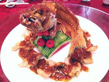 Deep fried garoupa in spicy sesame sauce