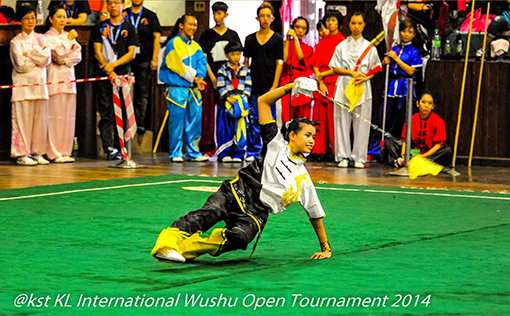 A female competitor in the weapons category
