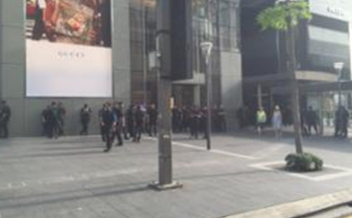 Heavy police presence was spotted near the Pavilion shopping mall