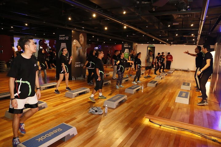 Participants stepping it up at one of the activities at the Gear S2 movement