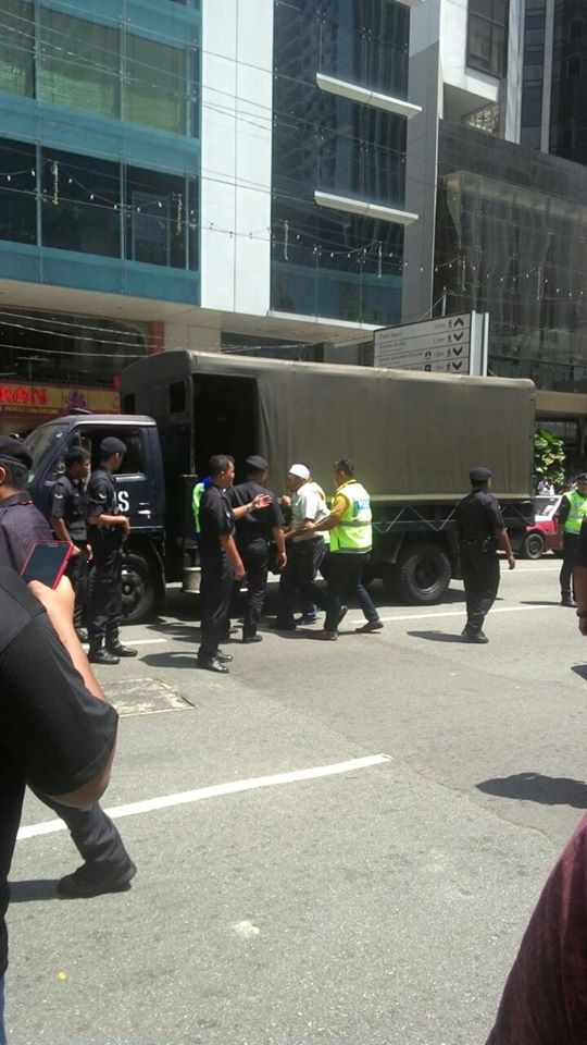 Several protesters decided to defy police orders. Five individuals were arrested for obstructing police.