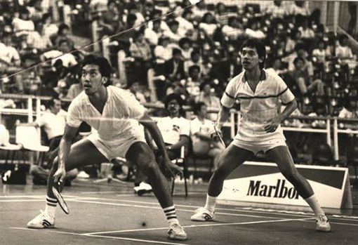 Brothers Razif Sidek and Jalani Sidek wins the first Olympic medal for Malaysia at Barcelona 1992