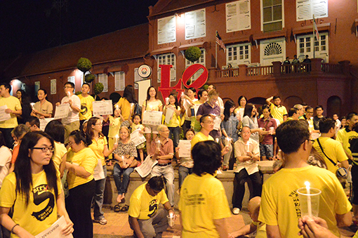 There was about 300 participants who attended at the height of the night at 9.00pm