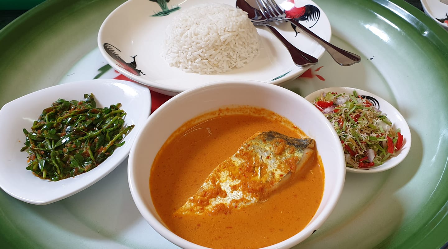 Exploring the Melaka Peranakan Chetti Food
