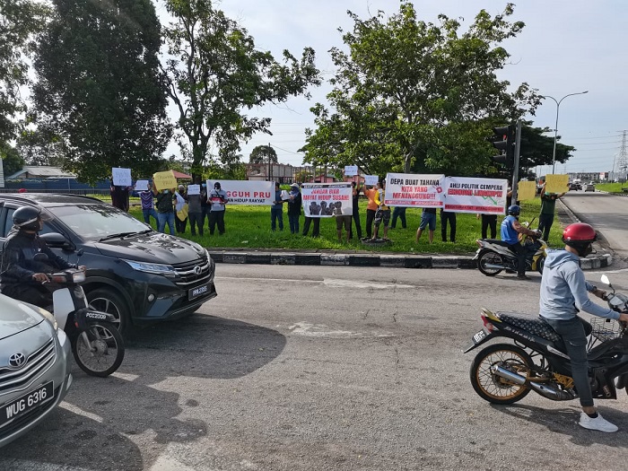 Flash mob desak kerajaan selesaikan masalah kenaikan harga barang