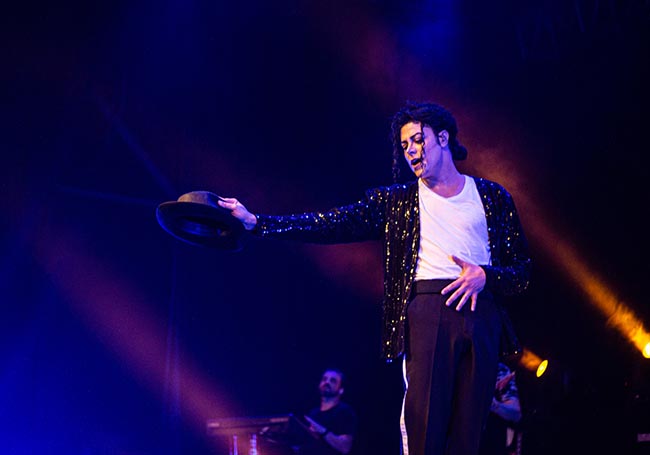 Michael Jackson moonwalk in Kota Kinabalu
