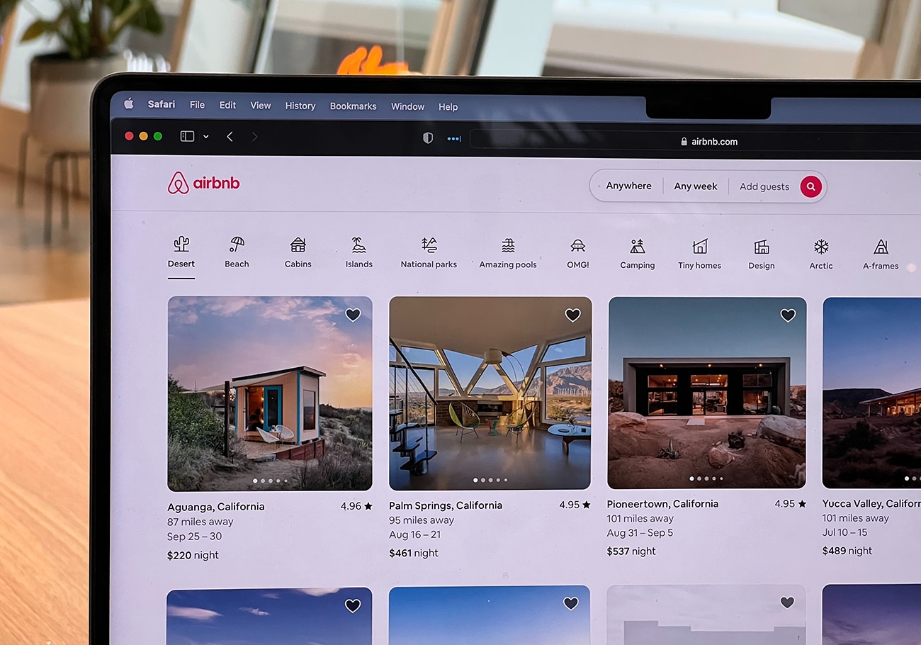 short-term rentals (STR)