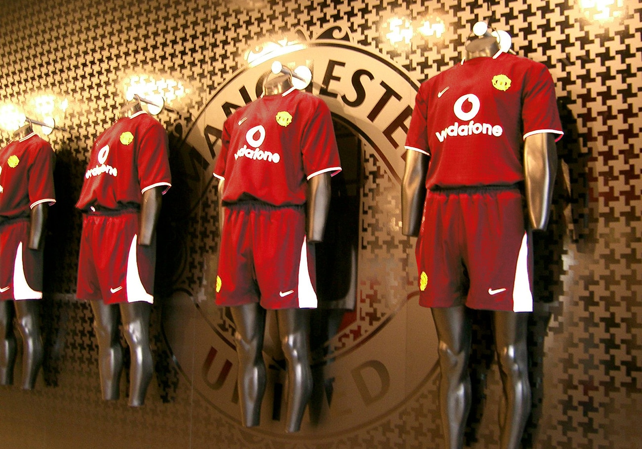 Manchester United in talks to sell club to Sheikh Jassim's 92 Foundation for  billion