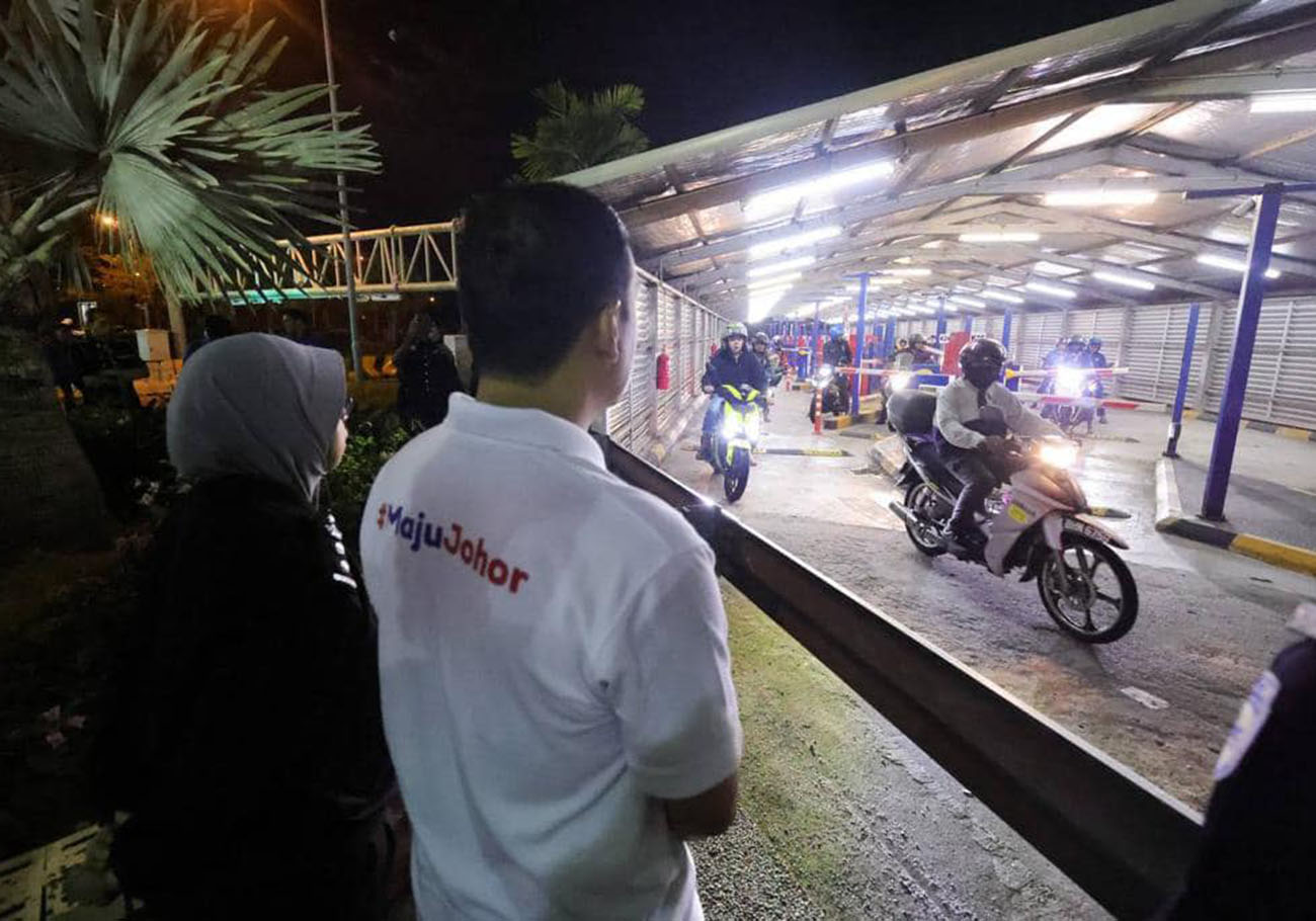 Johor CM commends improved efficiency at BSI and KSAB CIQ