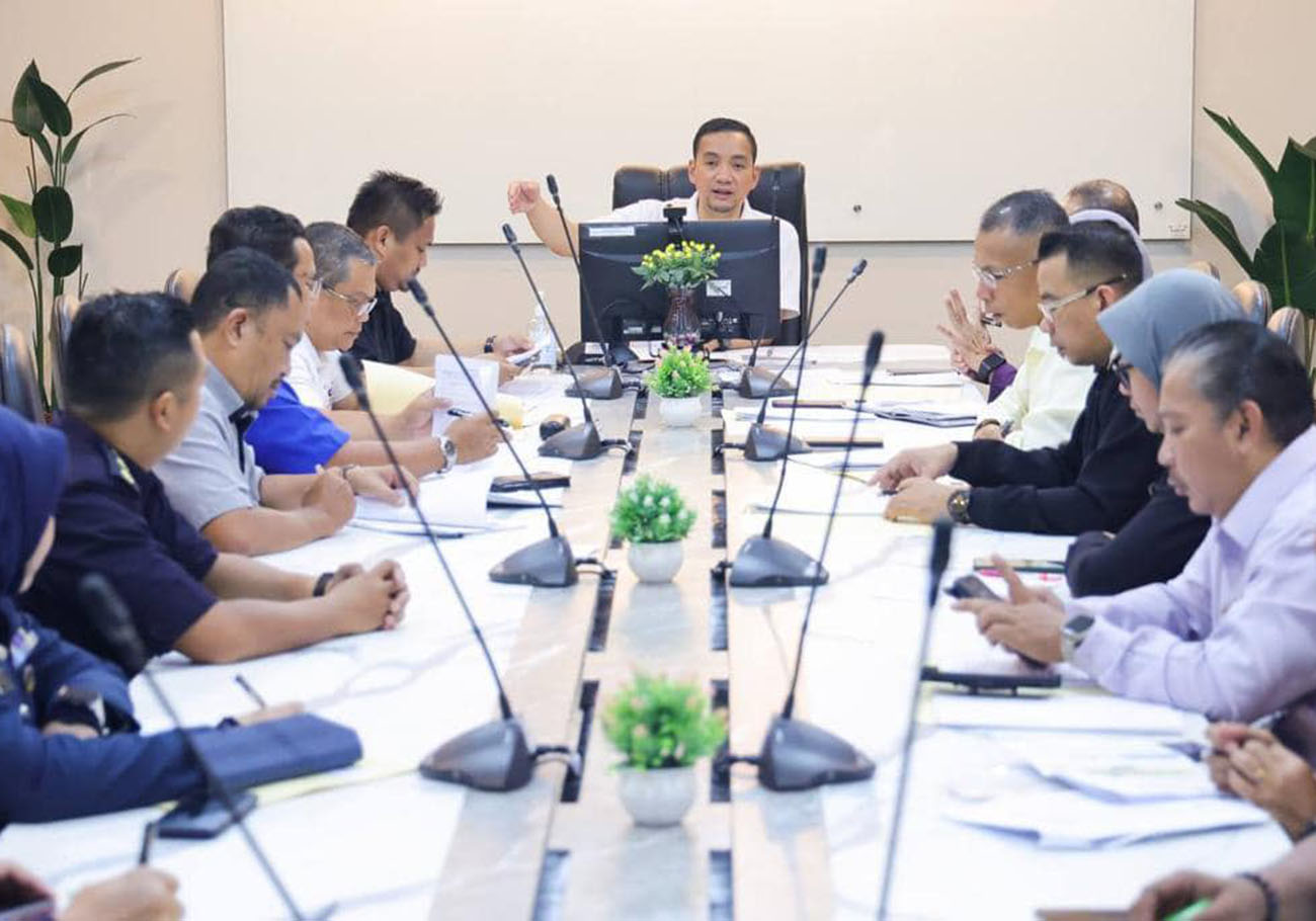 Johor CM commends improved efficiency at BSI and KSAB CIQ