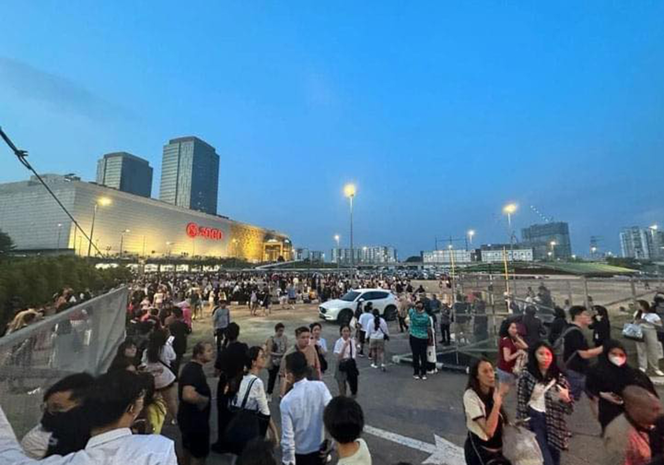 Mid Valley Southkey evacuated due to security threat