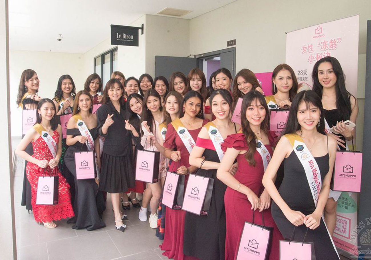 Triple crown at Miss Malaysia Tourism Pageant finale
