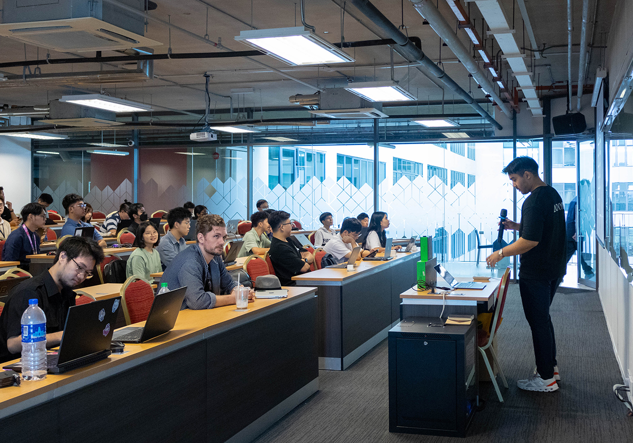 APU and Acxyn forge a groundbreaking partnership