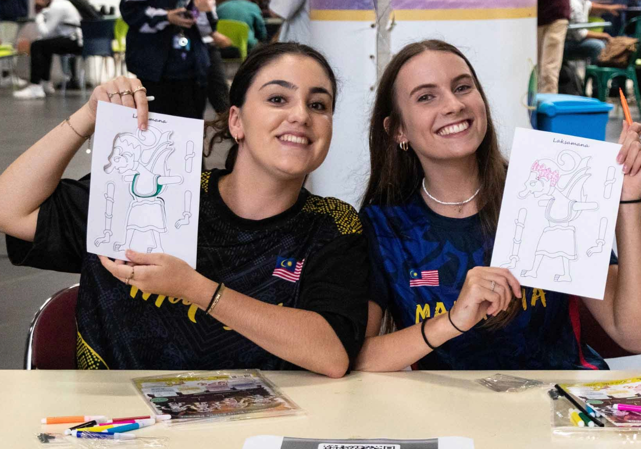 French students embrace Malaysian cultural tapestry at APU
