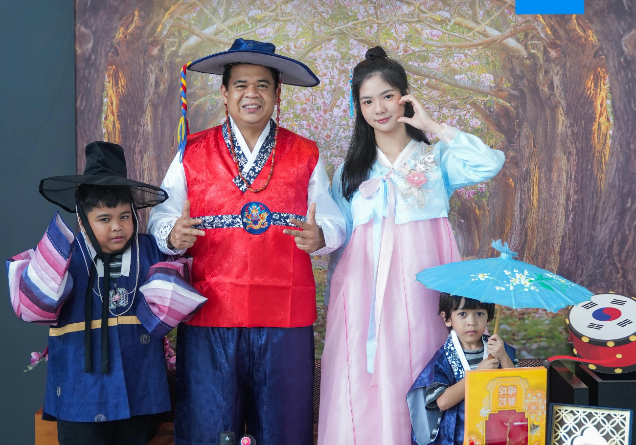 Vibrant K-Wonderland carnival in Bandar Alam Suria