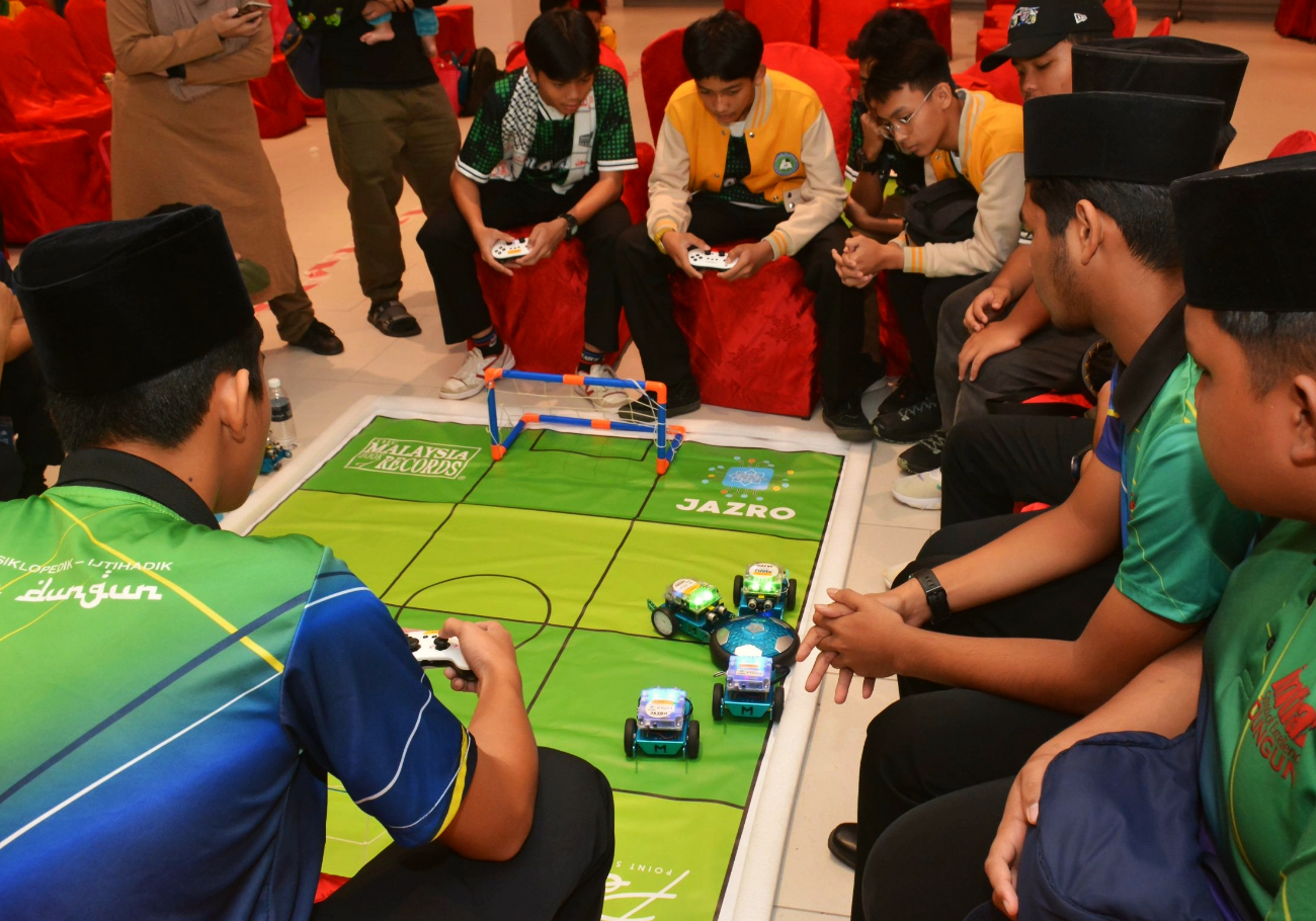 RoboBlitz 2023: Record-breaking robotic Soccer Event