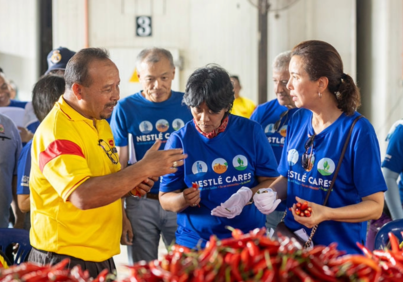 Nestlé donates RM 400 K to Malaysian Red Crescent Society