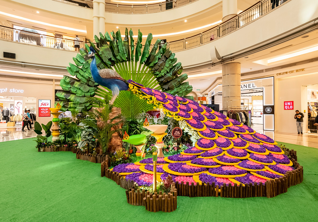 Suria KLCC unveils 'Enchanted Garden of Lights' for Deepavali