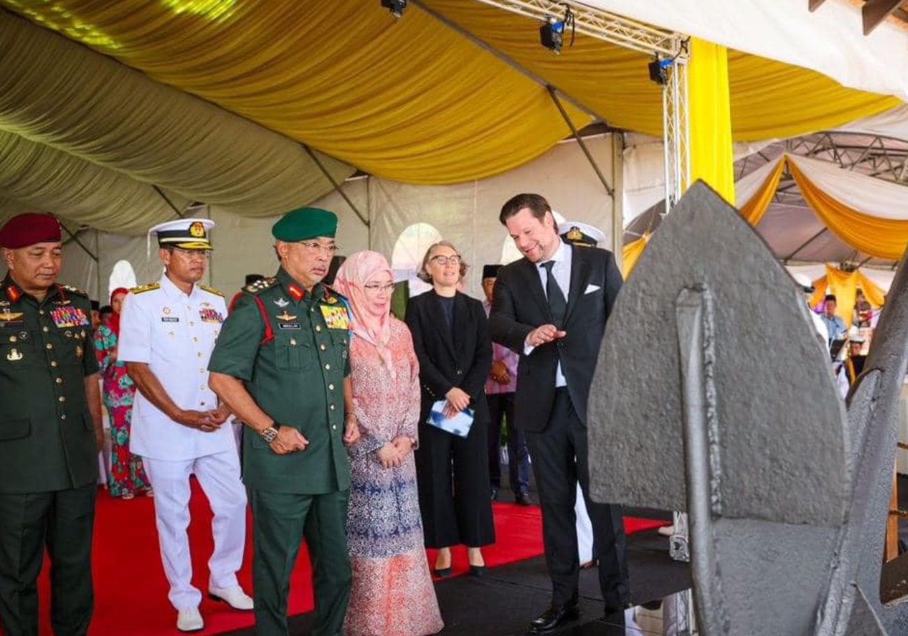 Memorial for HMS Repulse and Prince of Wales unveiled