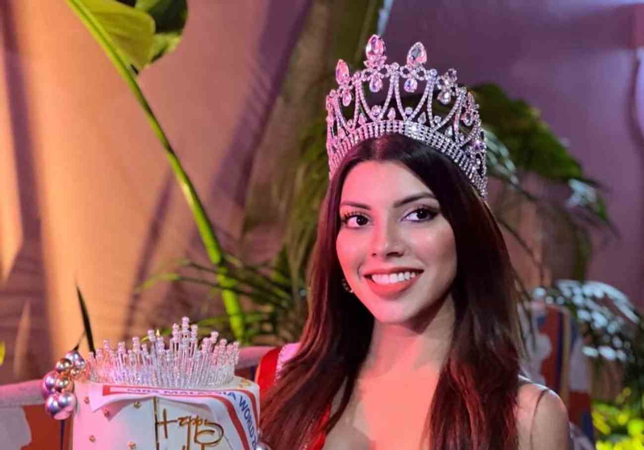 Mrs Malaysia World to showcase largest 'Wau' costume