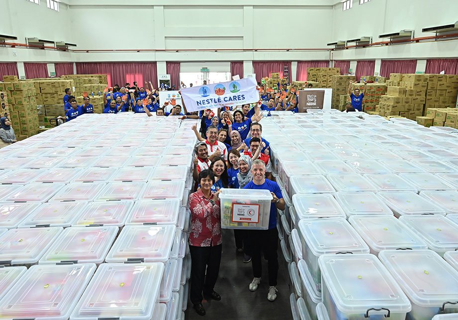 Nestlé Malaysia extends aid to east coast flood victims