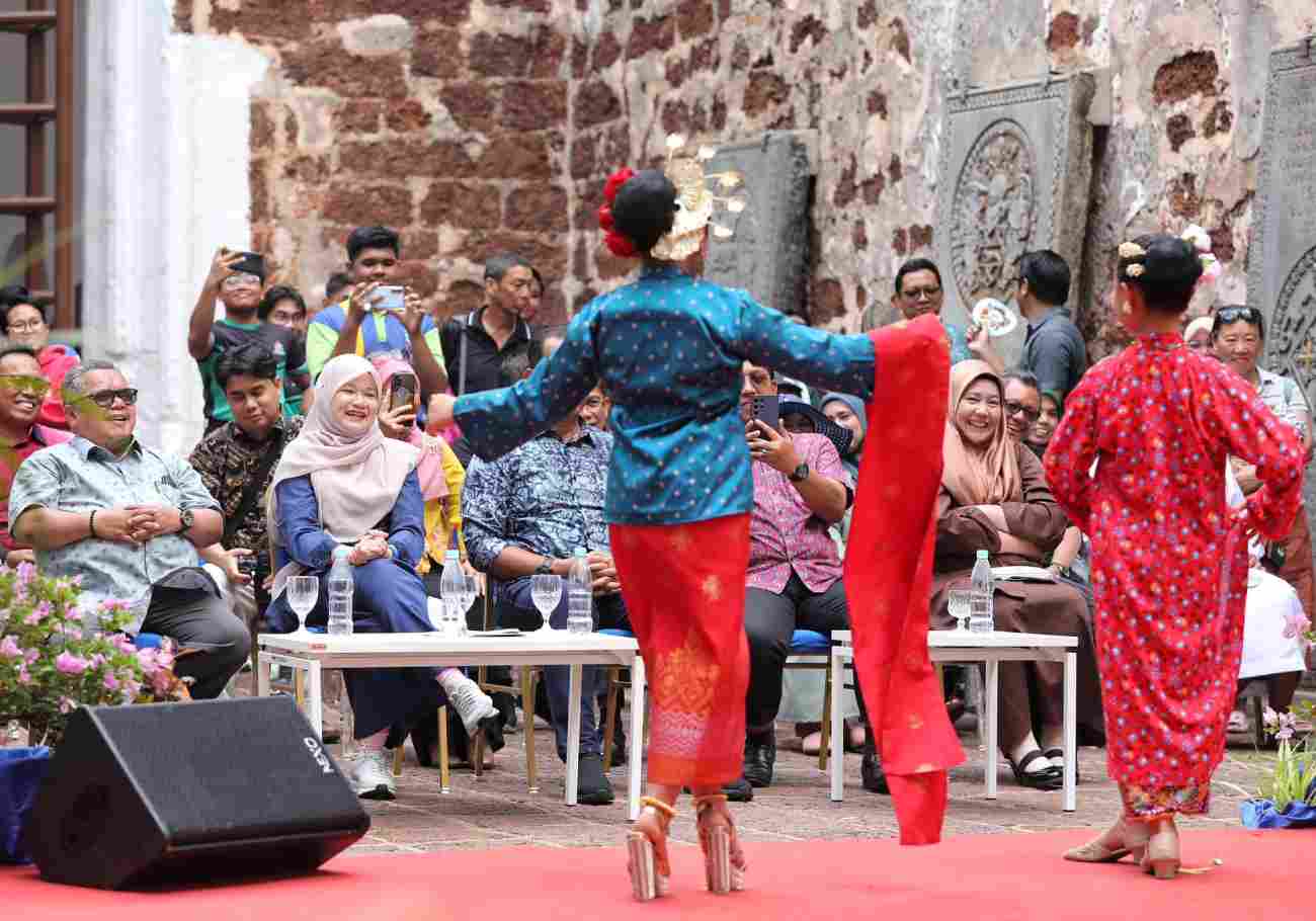 Melaka's UNESCO-designated heritage sites received a boost this week, with Ministry of Education emphasising its preservation and educational value. 