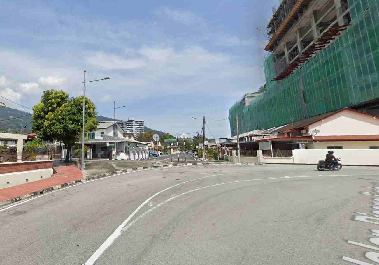 Dangerous junction in Air Itam raises concerns