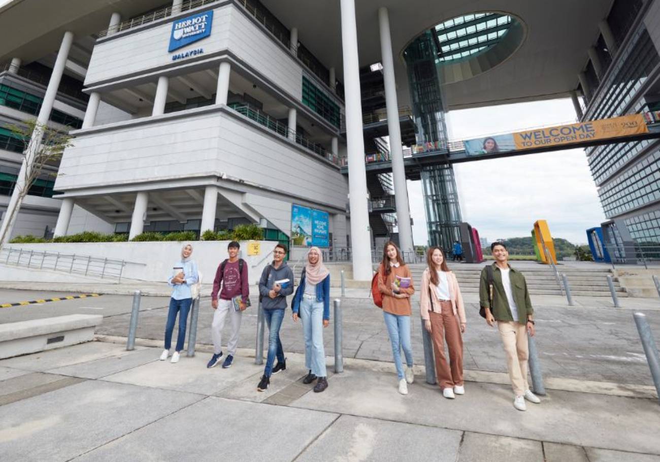 HWUM earns recognition for graduate employability