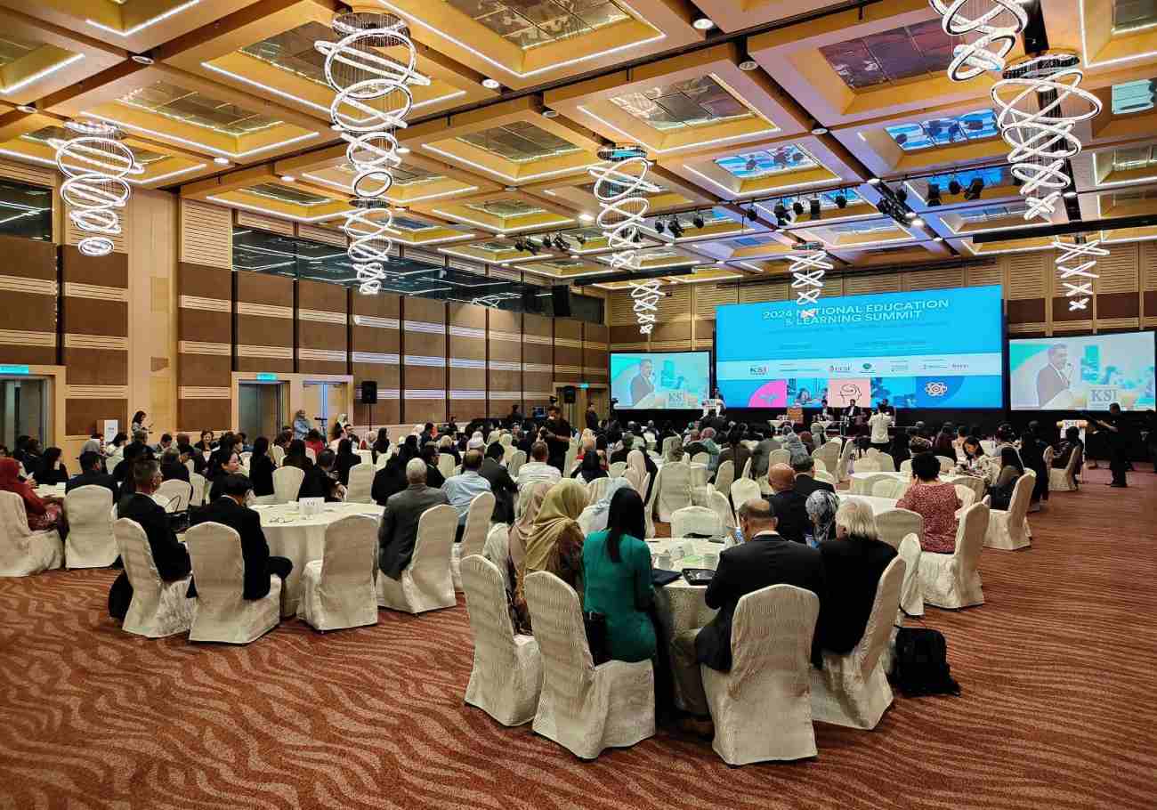 UNIRAZAK recognised for educational excellence