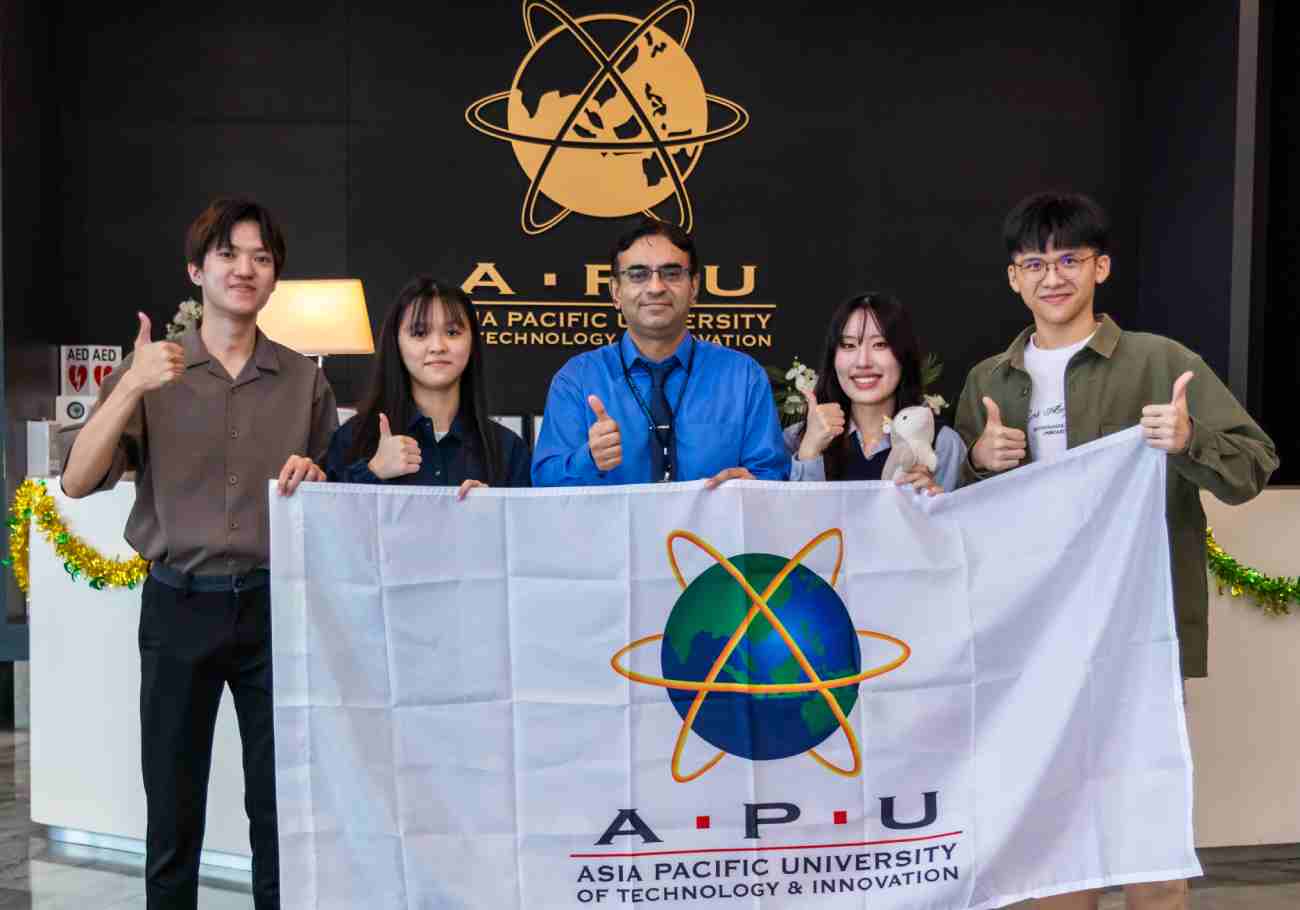 APU wins Varsity Hackathon with fintech app "Savvy"