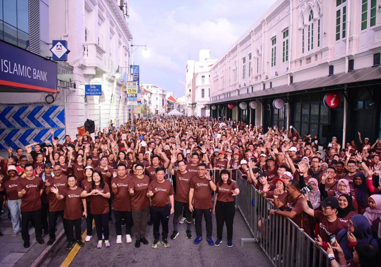 George Town celebrates heritage with 1,500-strong city walk