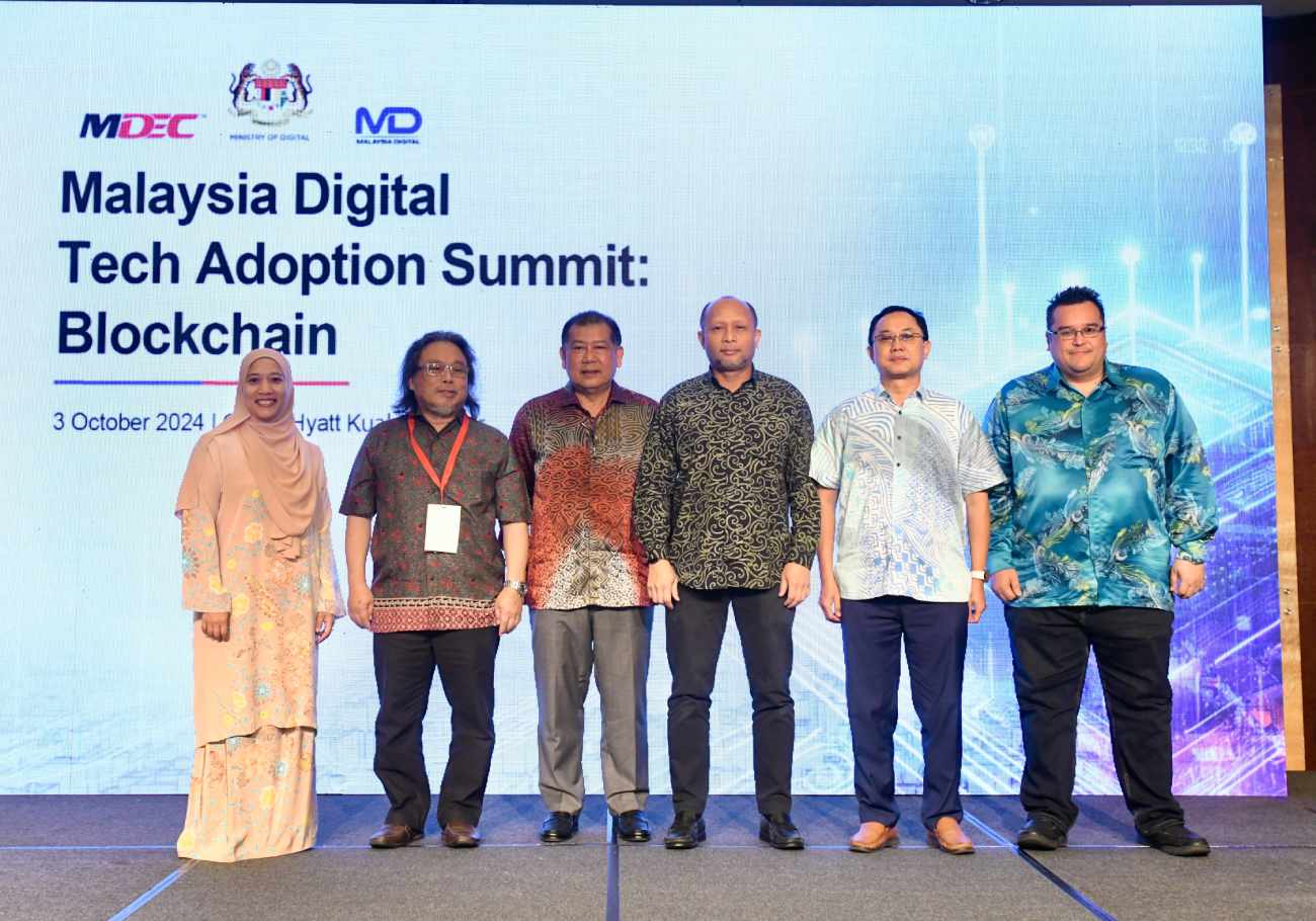 MDEC drives digital future with blockchain summit