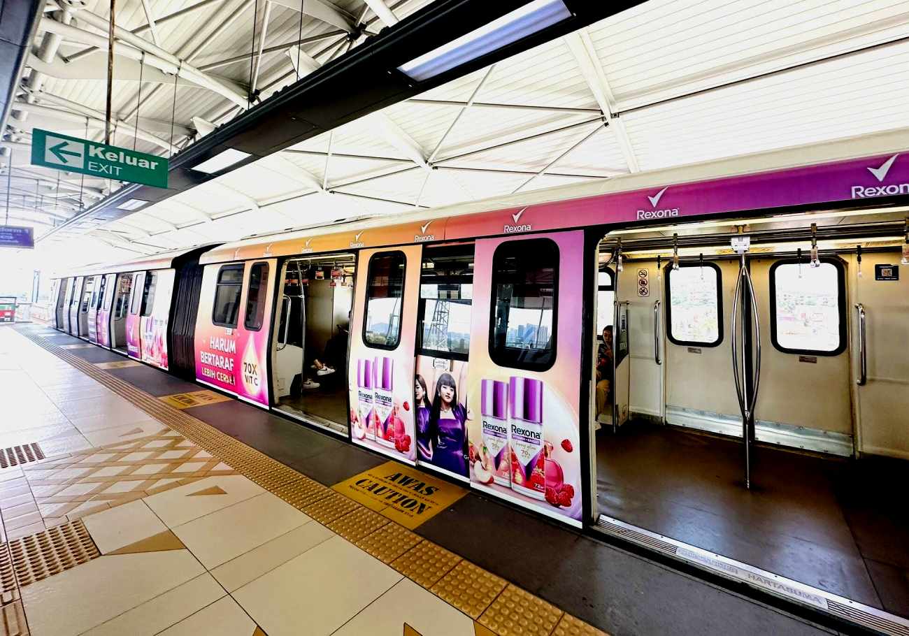 Rexona brings new perfume collection to Malaysia’s LRT