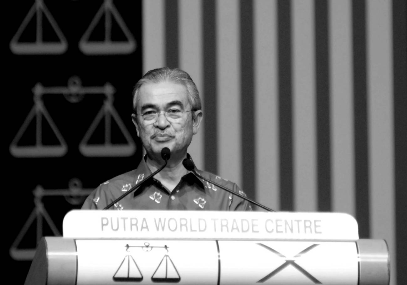 Pak Lah leaves legacy of unity and reform